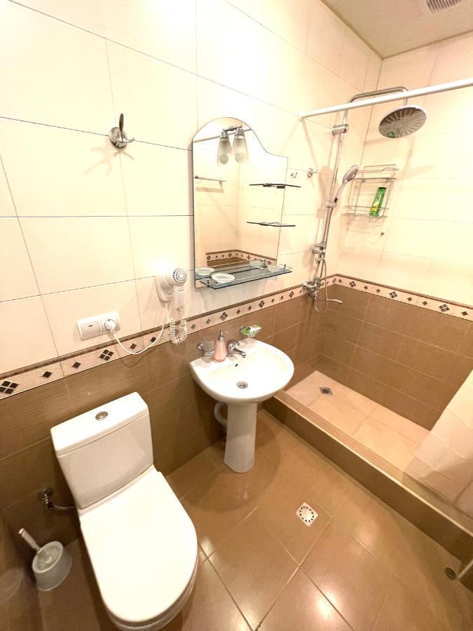 Apartment In The Center Of Ереван Экстерьер фото